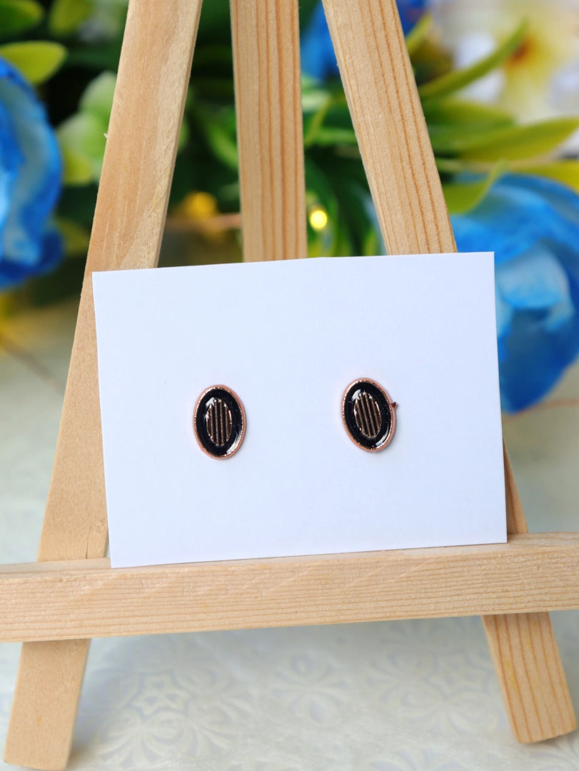 Oval Stud Earrings