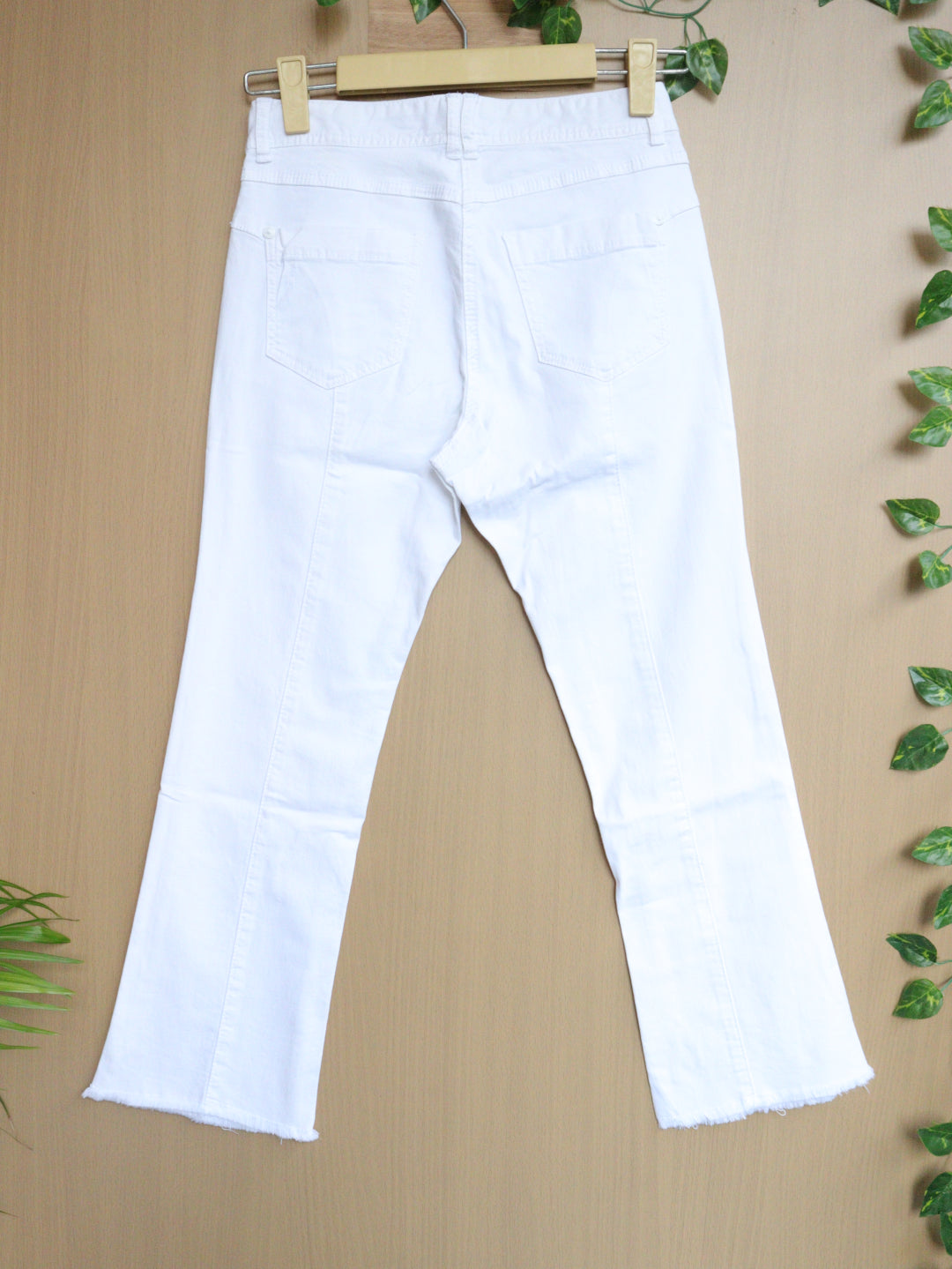 White Jeans - 26"