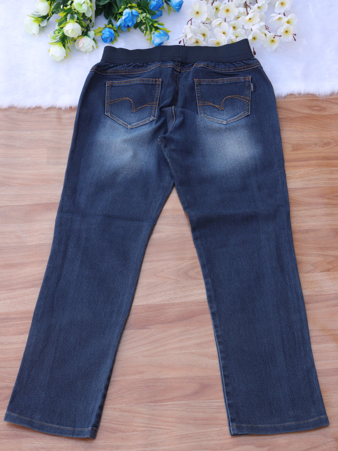 Elastic Waist Jeans - 32"