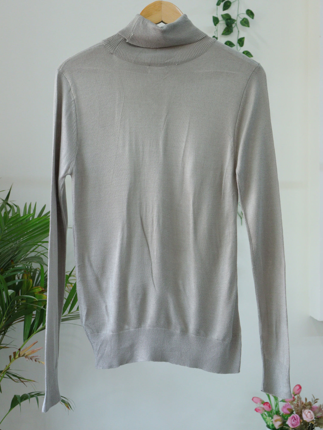Green Turtle Neck - 36"