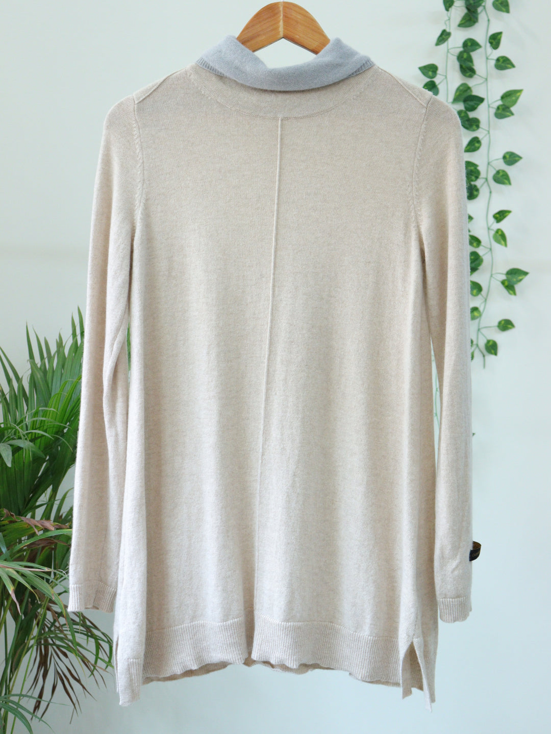 Cream Turtle Neck - 36"