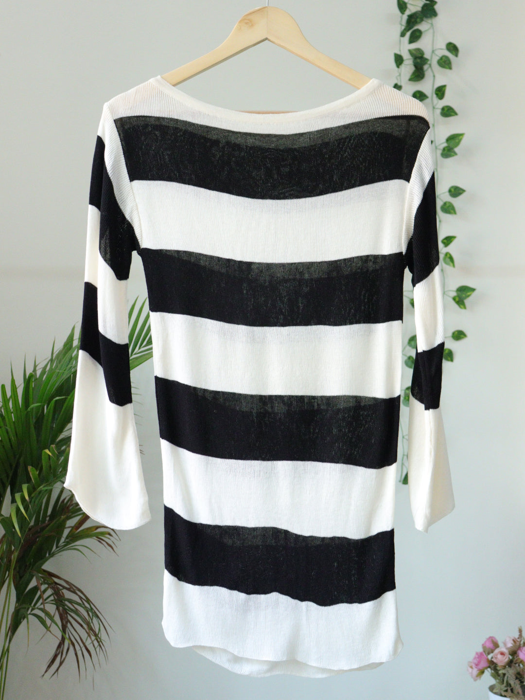 White & Black Winter Top - 36"