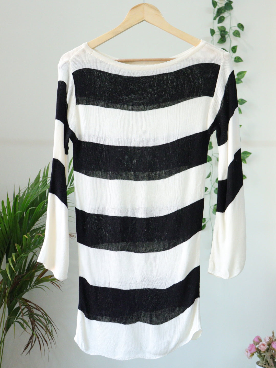 White & Black Winter Top - 36"