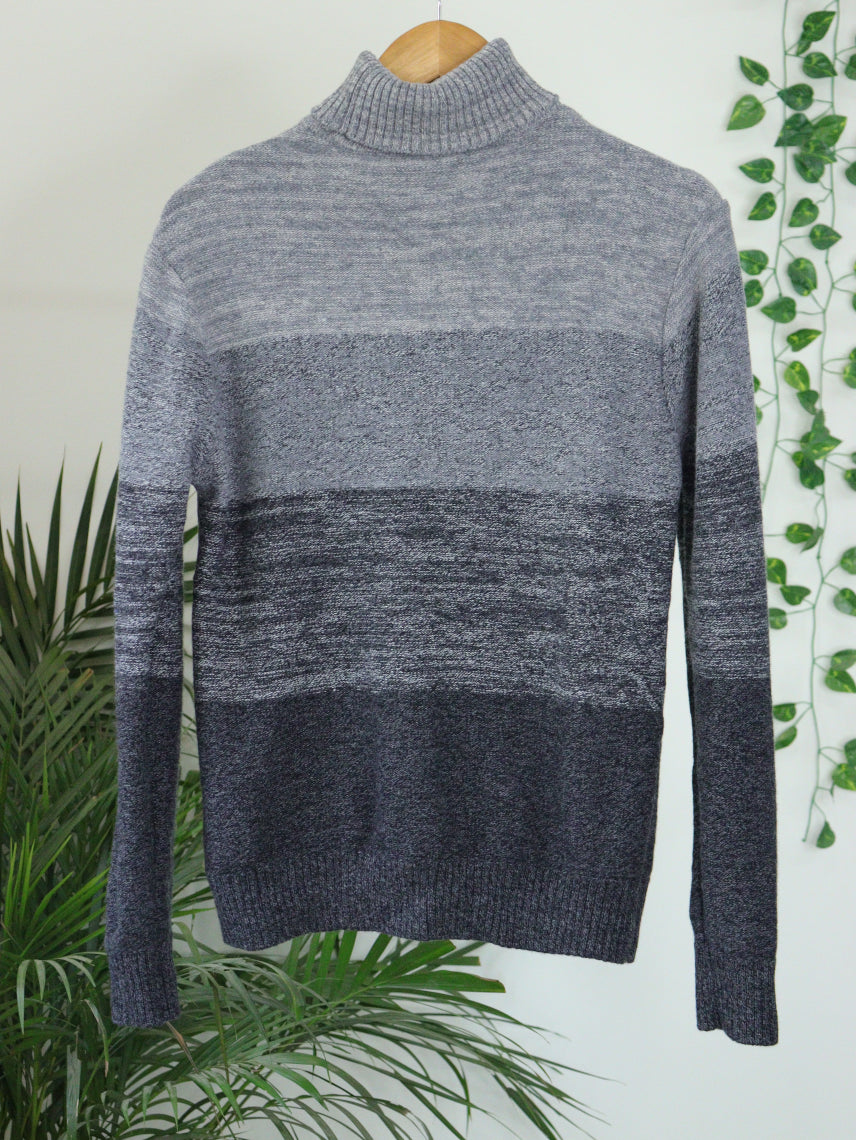 Grey Turtle Neck - 40"