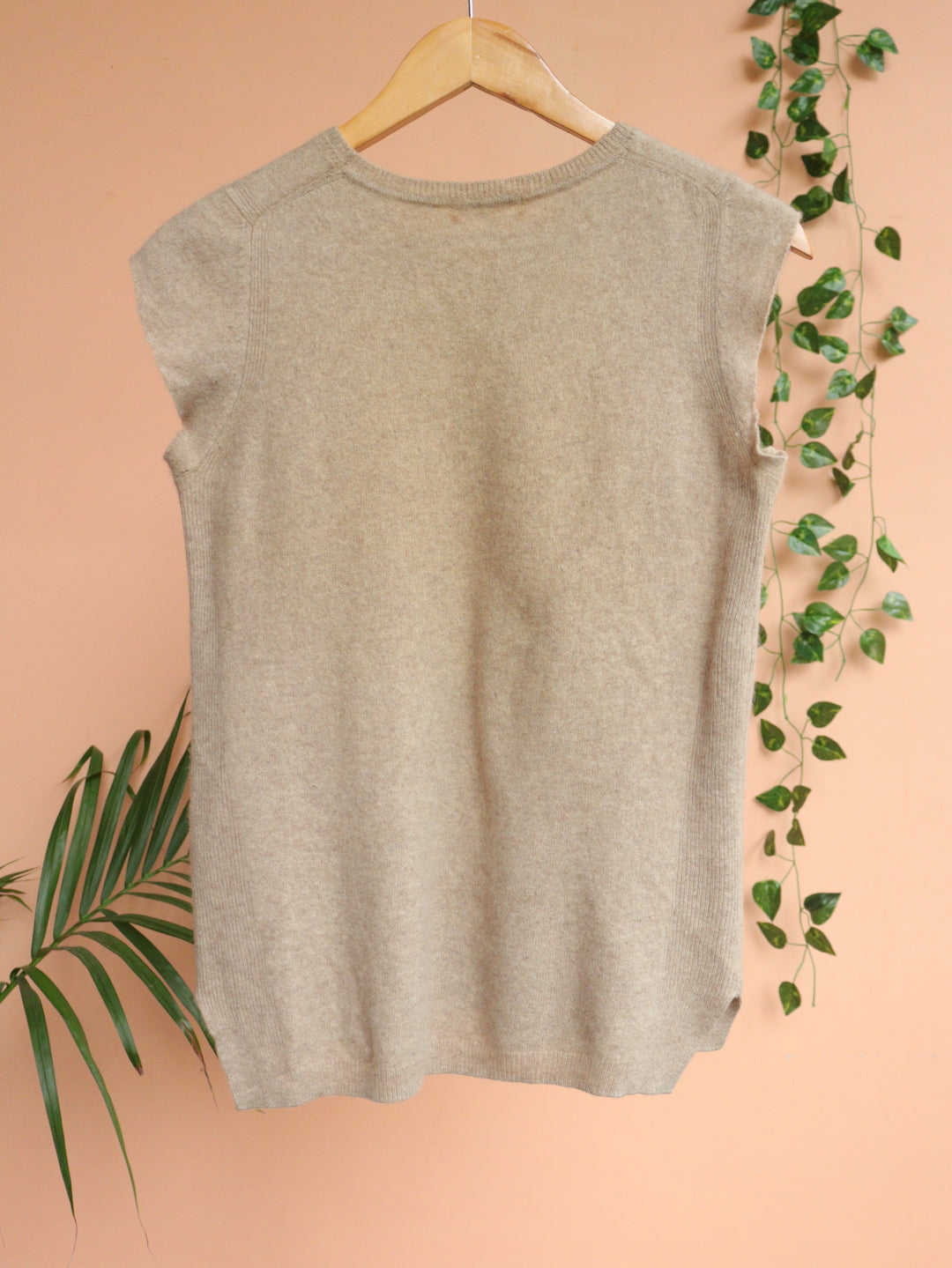 Beige Sweater - 34"