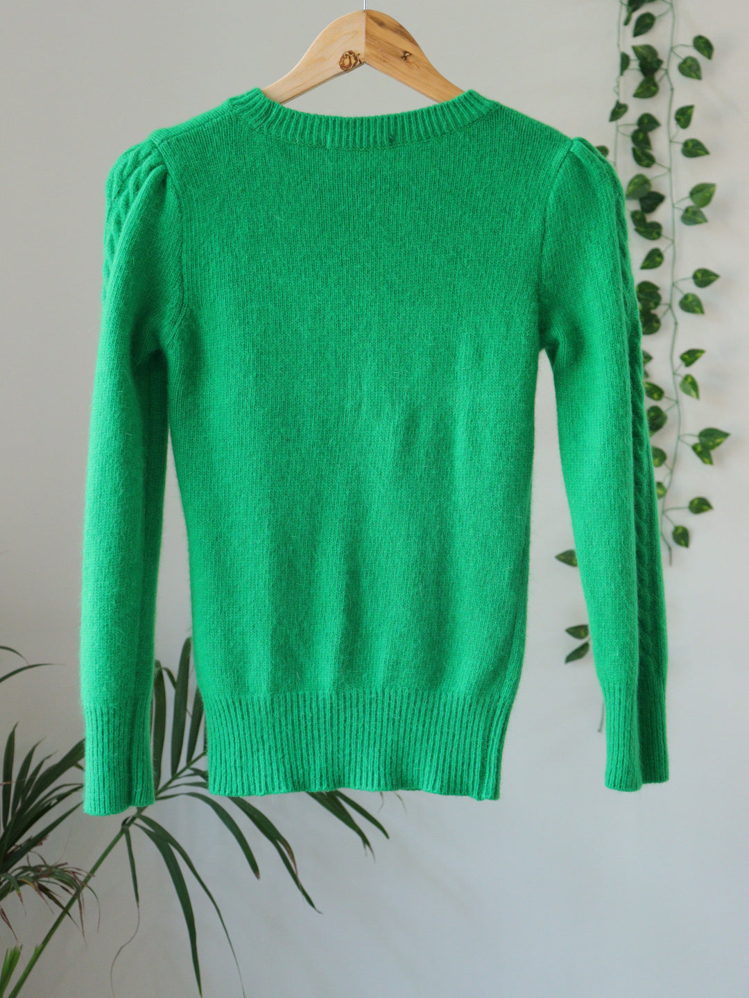 Green Sweater - 34"