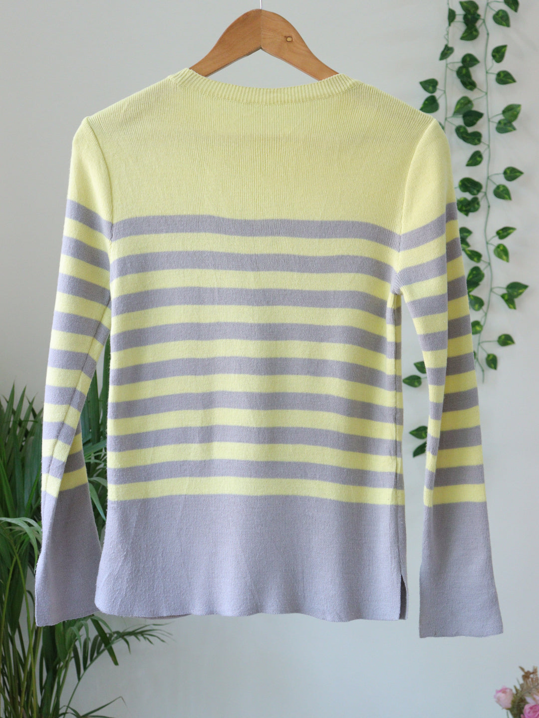 Yellow Sweater - 34"