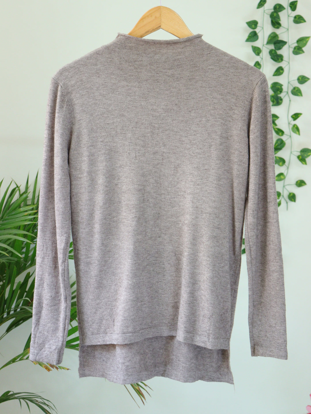 Grey Turtle Neck - 38"