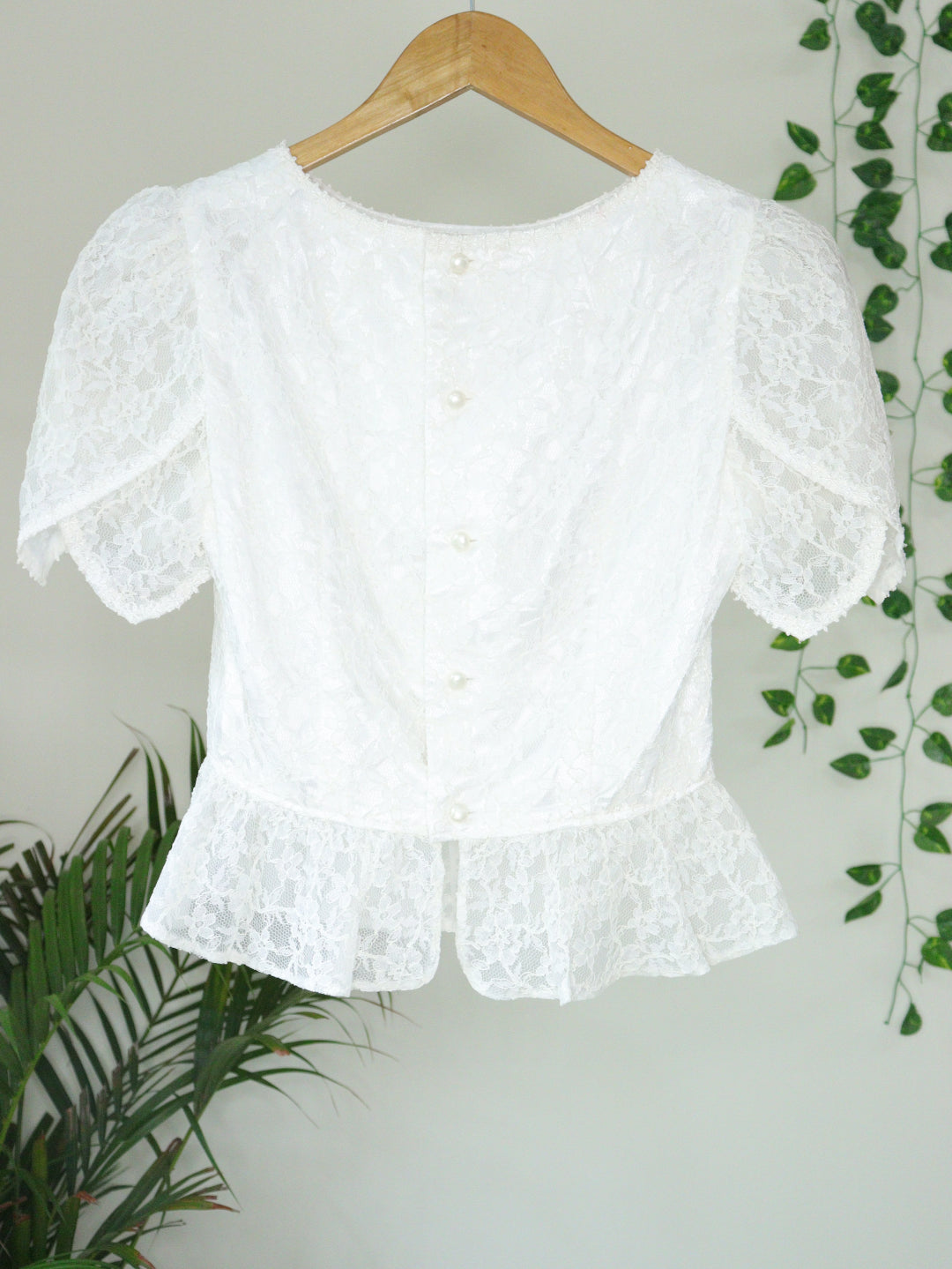 White Lace Top - 34"