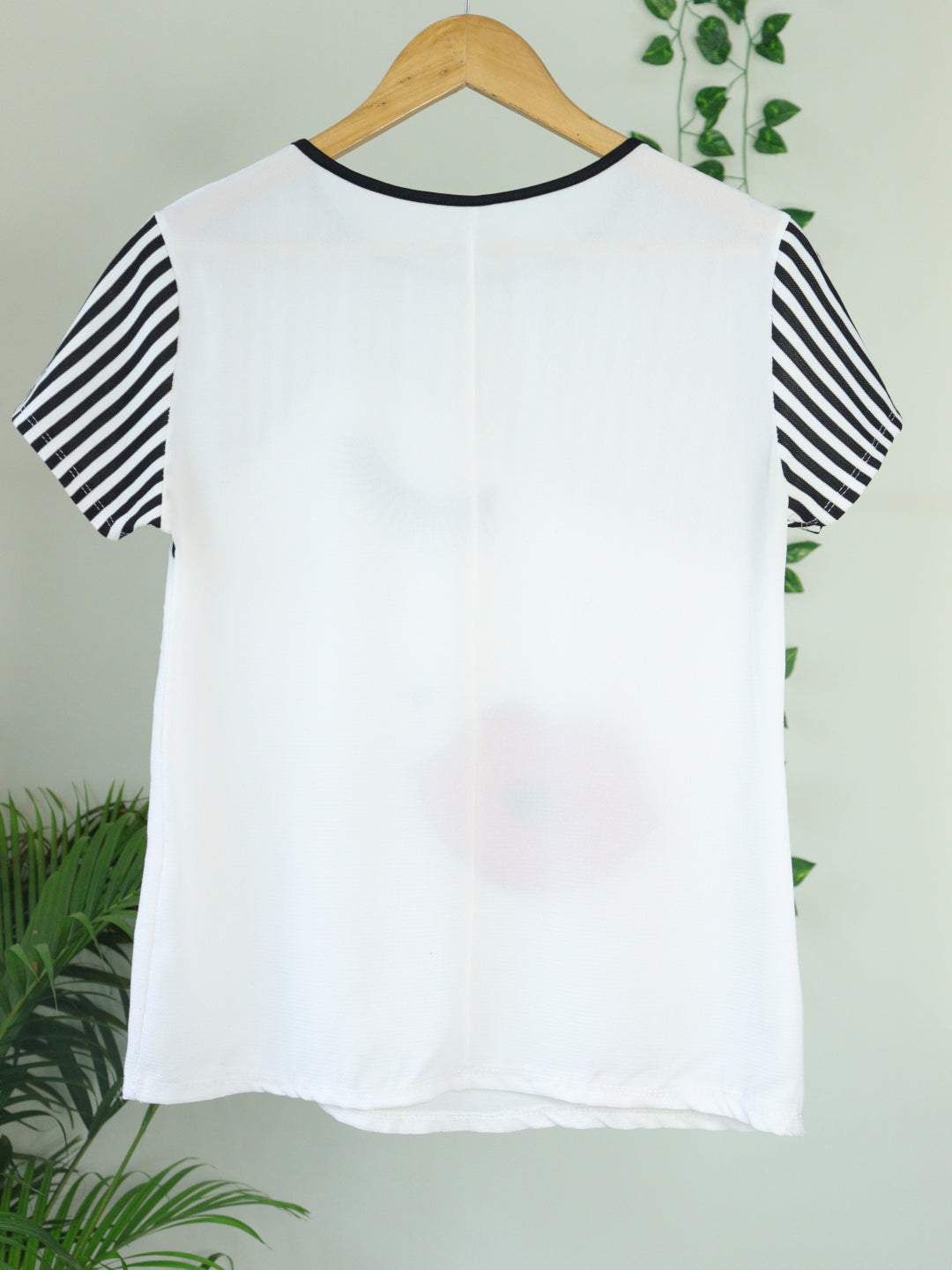 White Kiss Top - 36"