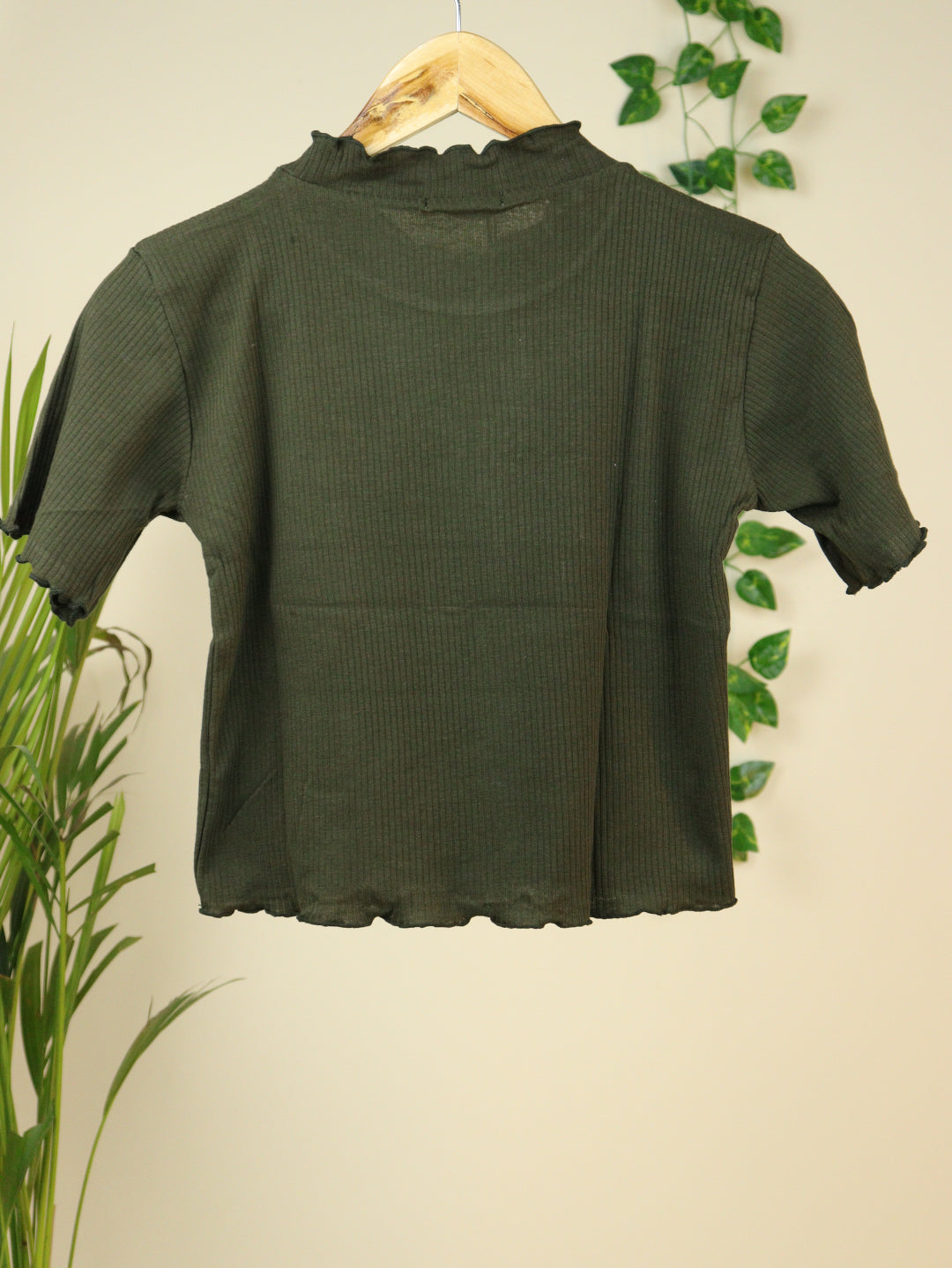 Ribbed Olive Green Top - 34"