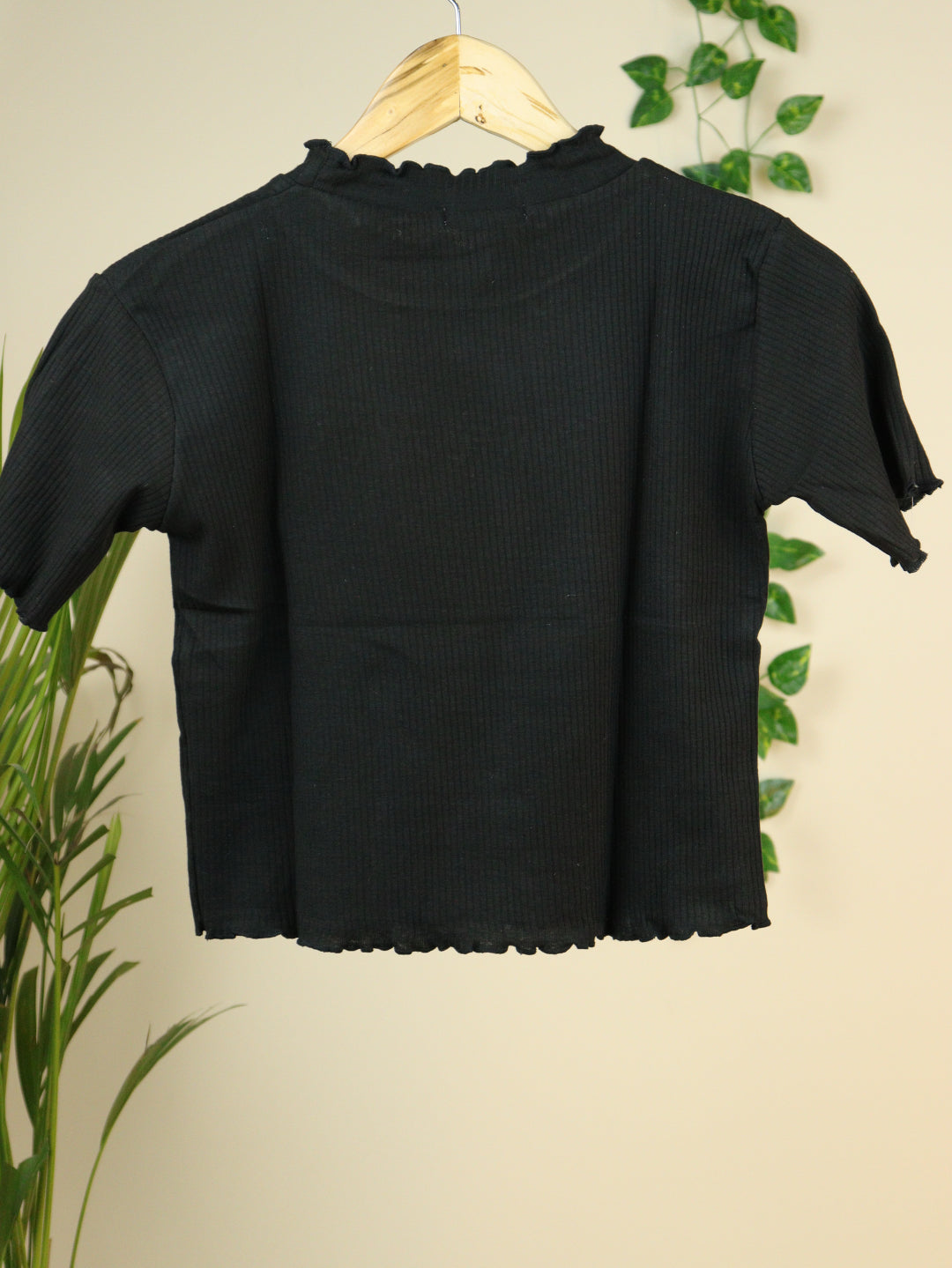 Ribbed Black Top - 34"