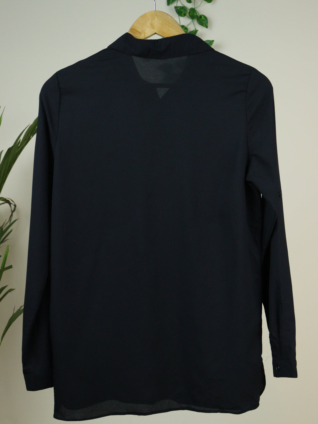 Black Collar Top - 38"