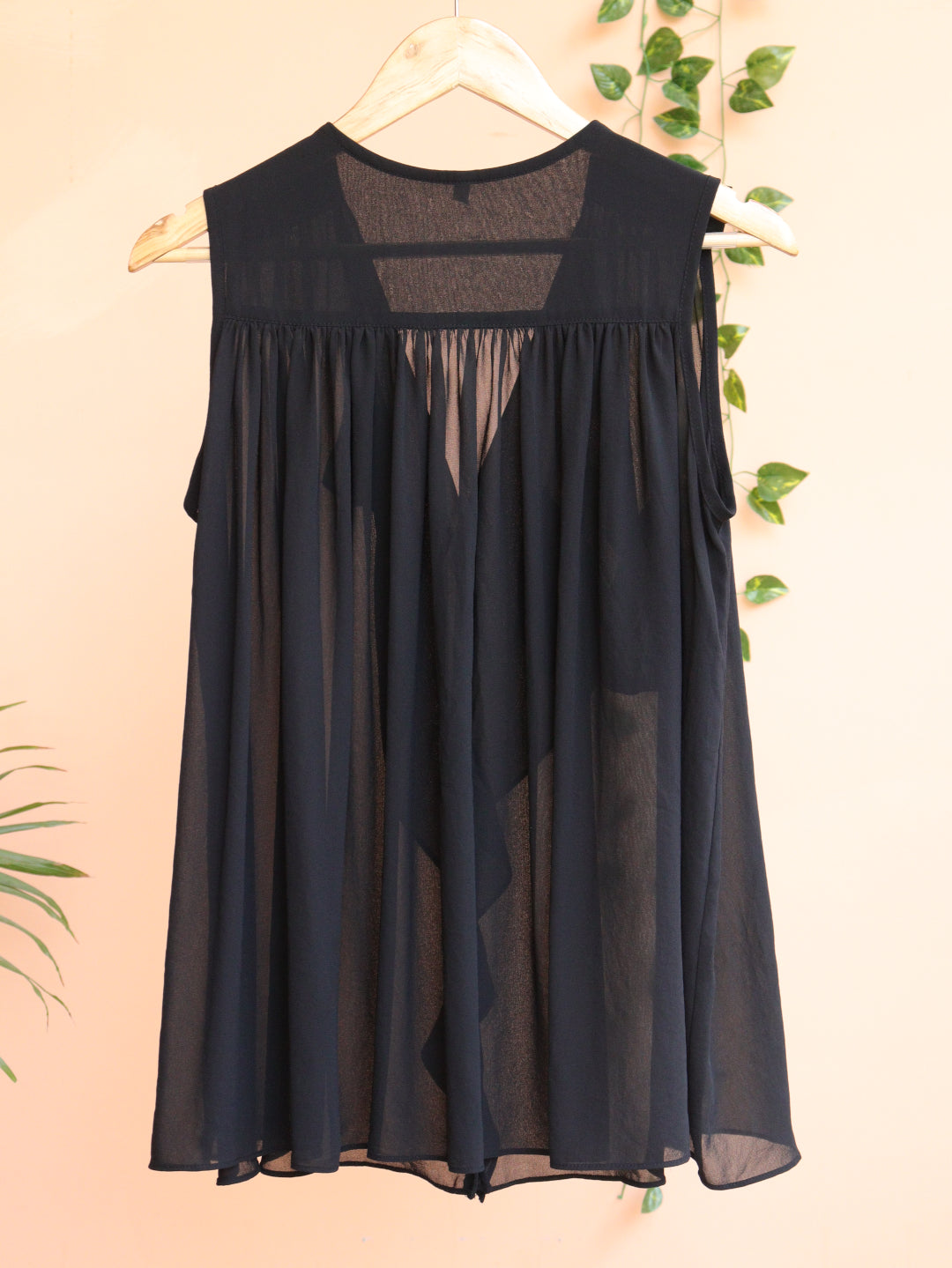 Black Frill Top - 40"