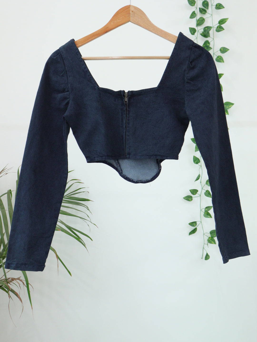 Black Crop Top - 29"