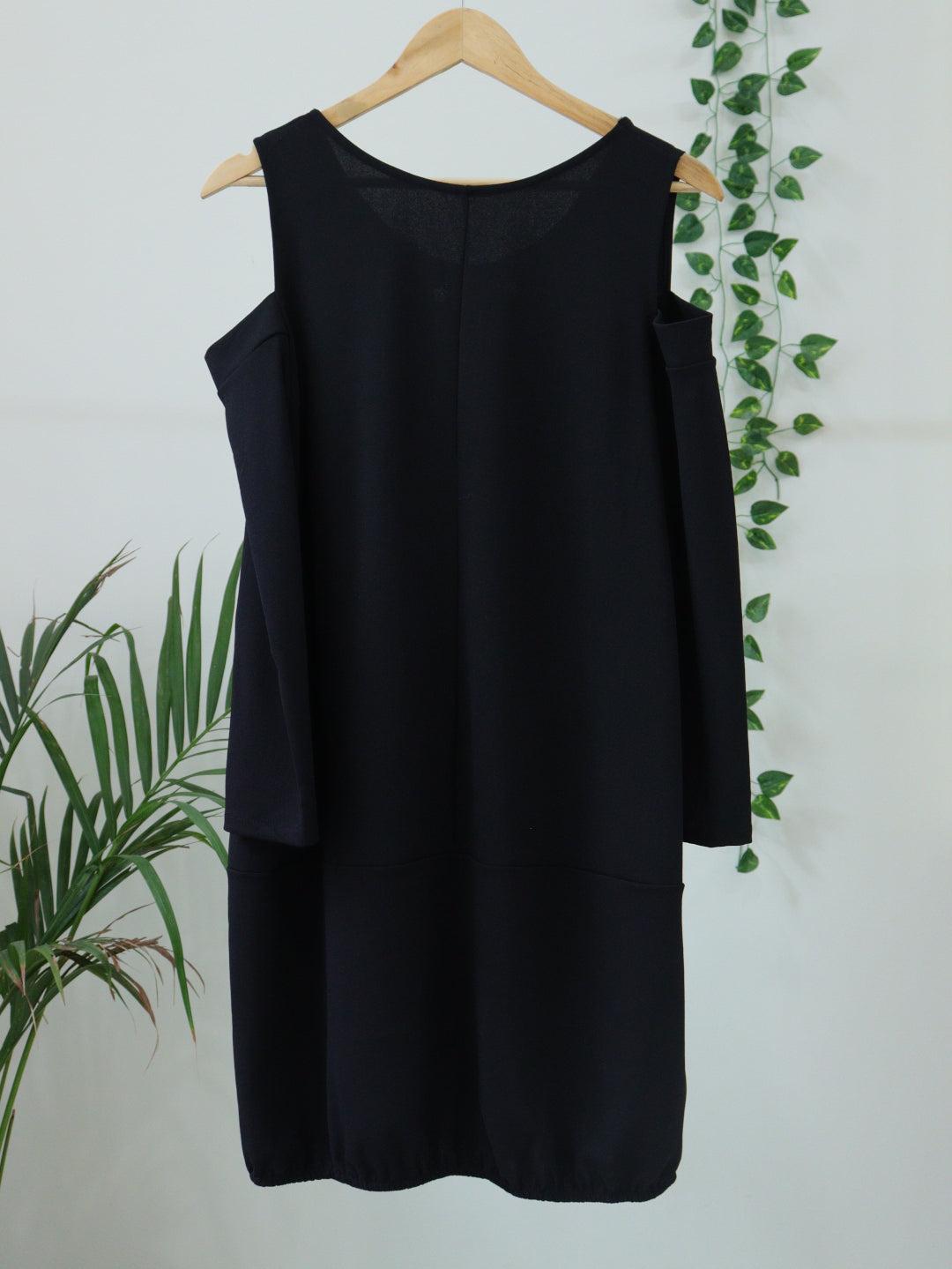 Black Long Top - 38"