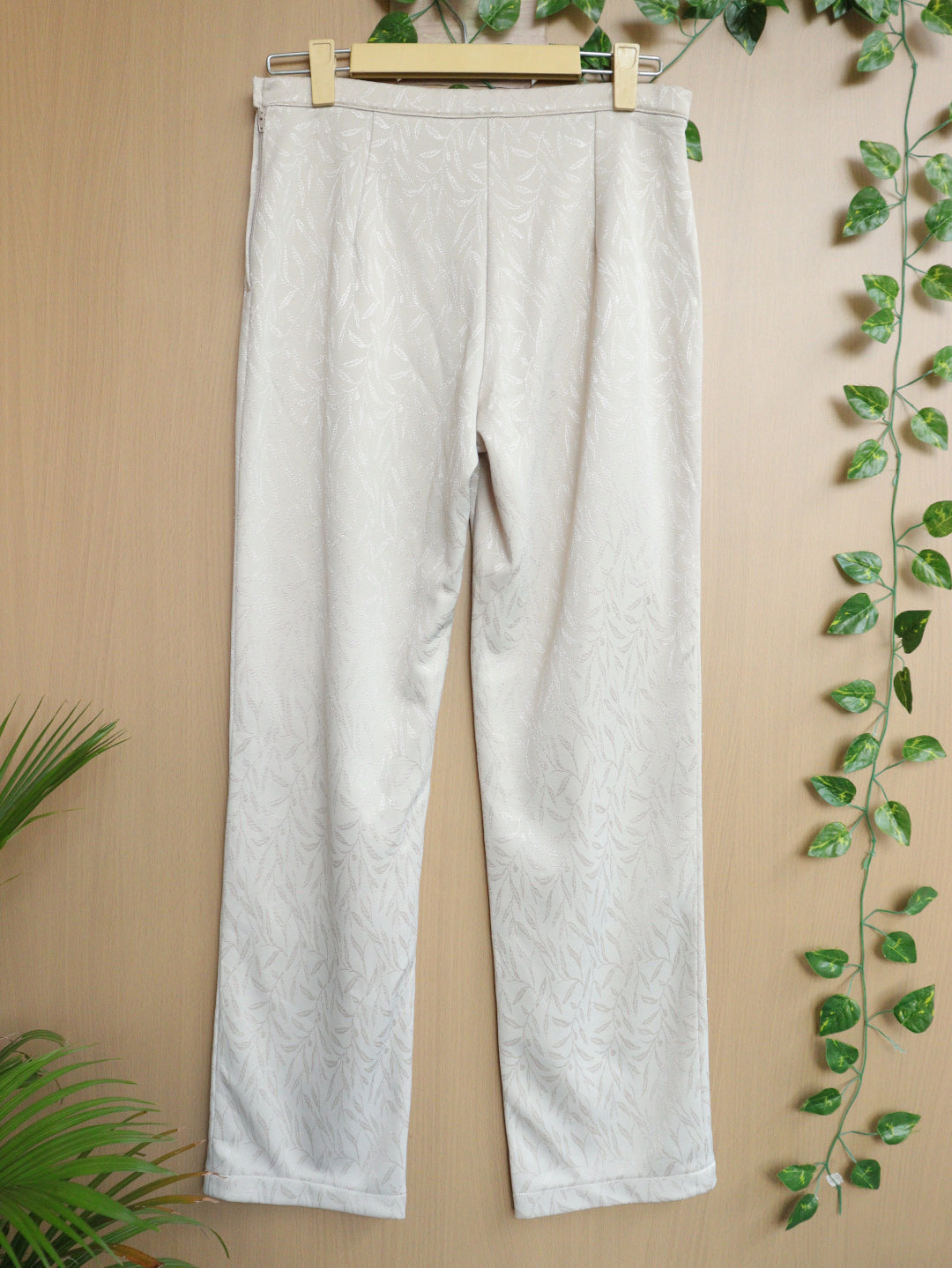 Cream Trousers - 30"