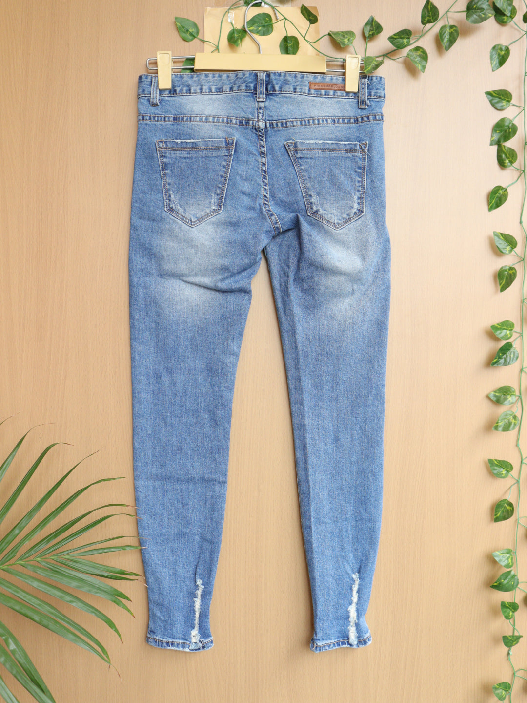 Blue Ripped Jeans - 28"