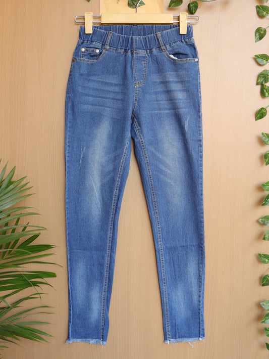 Light Blue Jeans - 26"