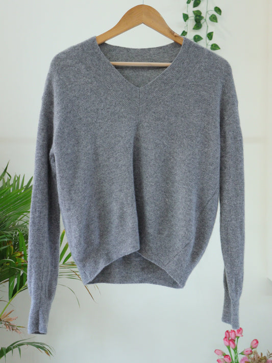 Grey Pullover - 40"
