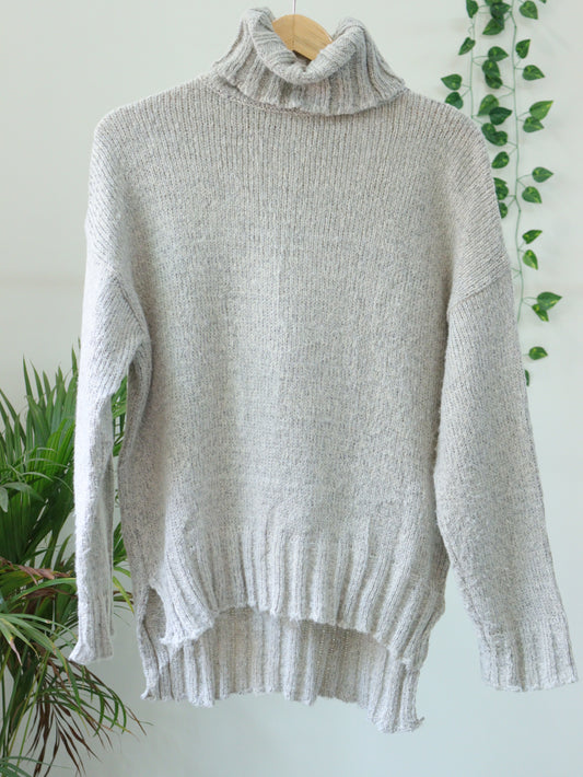 Grey Turtle Neck - 44"