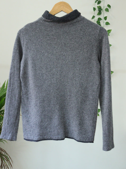 Grey Turtle Neck - 36"