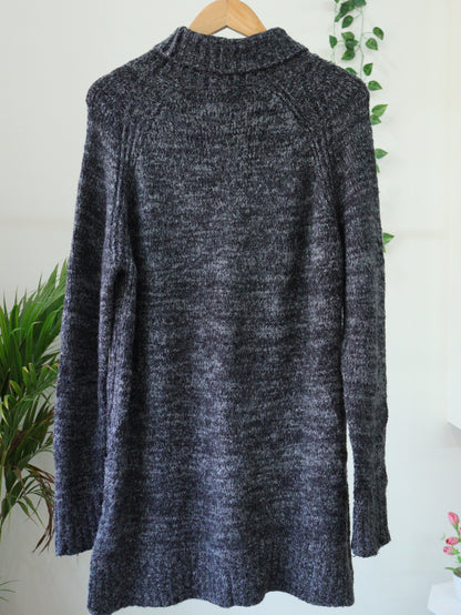 Grey Turtle Neck - 44"