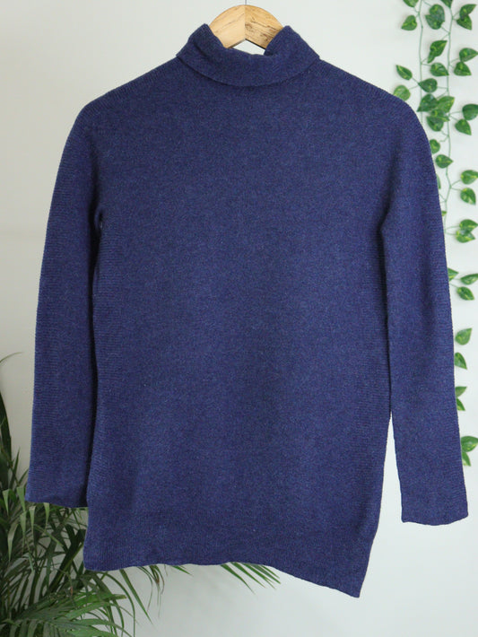 Blue Turtle Neck - 36"