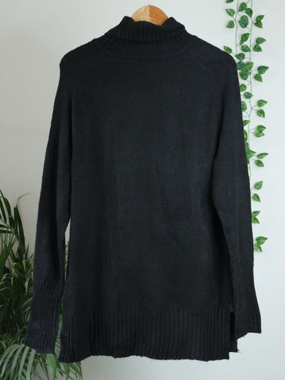 Black Turtle Neck - 42"