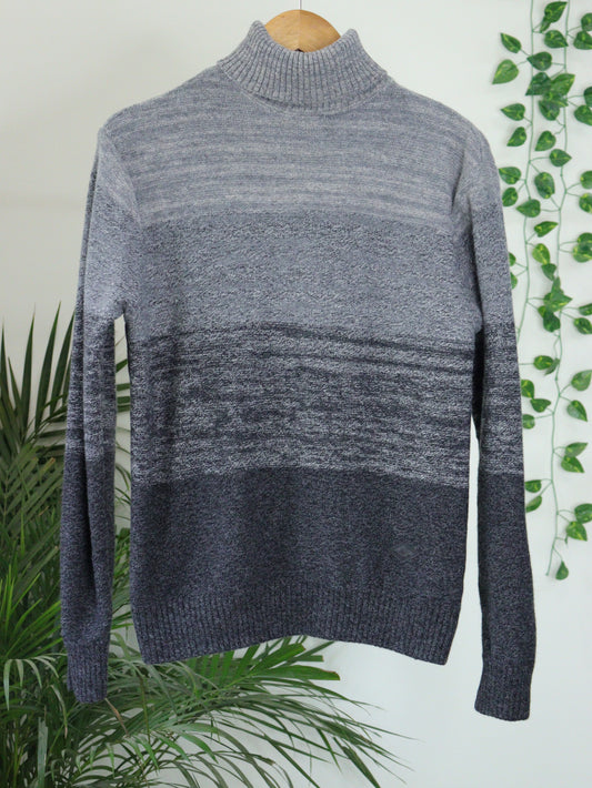 Grey Turtle Neck - 40"