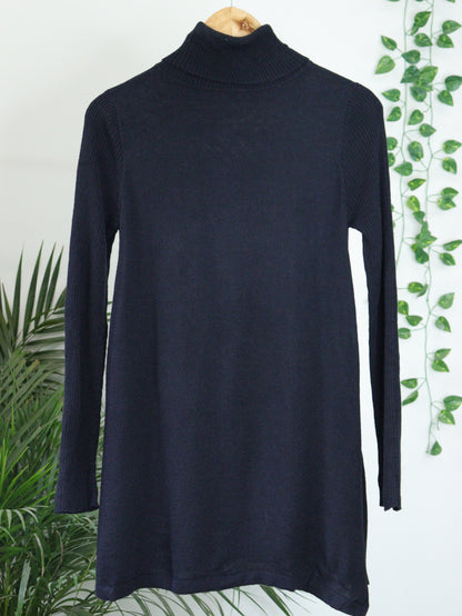 Black Turtle Neck - 36"