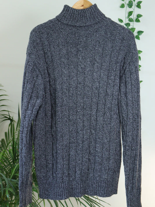 Grey Turtle Neck - 46"