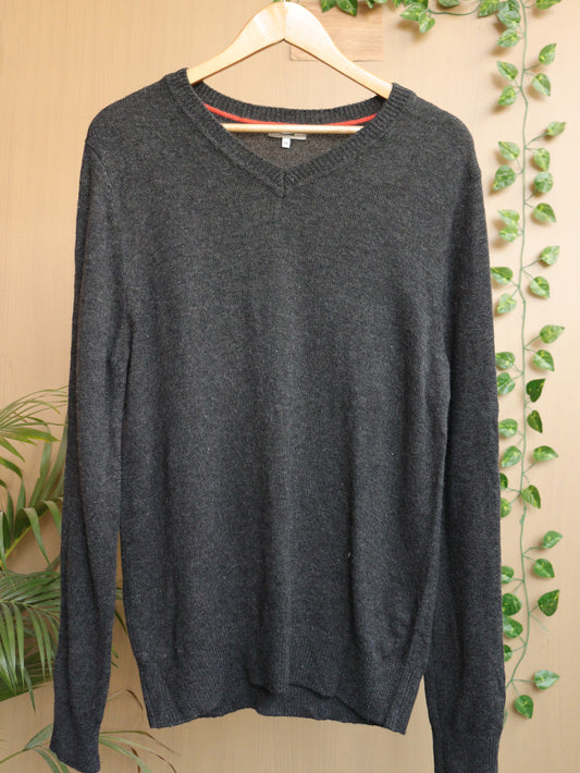 Grey Pullover - 42"