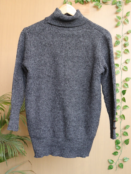 Grey Turtle Neck - 40"