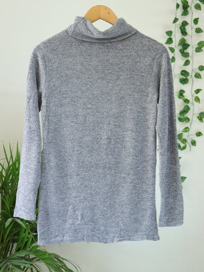 Grey Turtle Neck - 34"