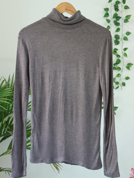 Grey Turtle Neck - 36"