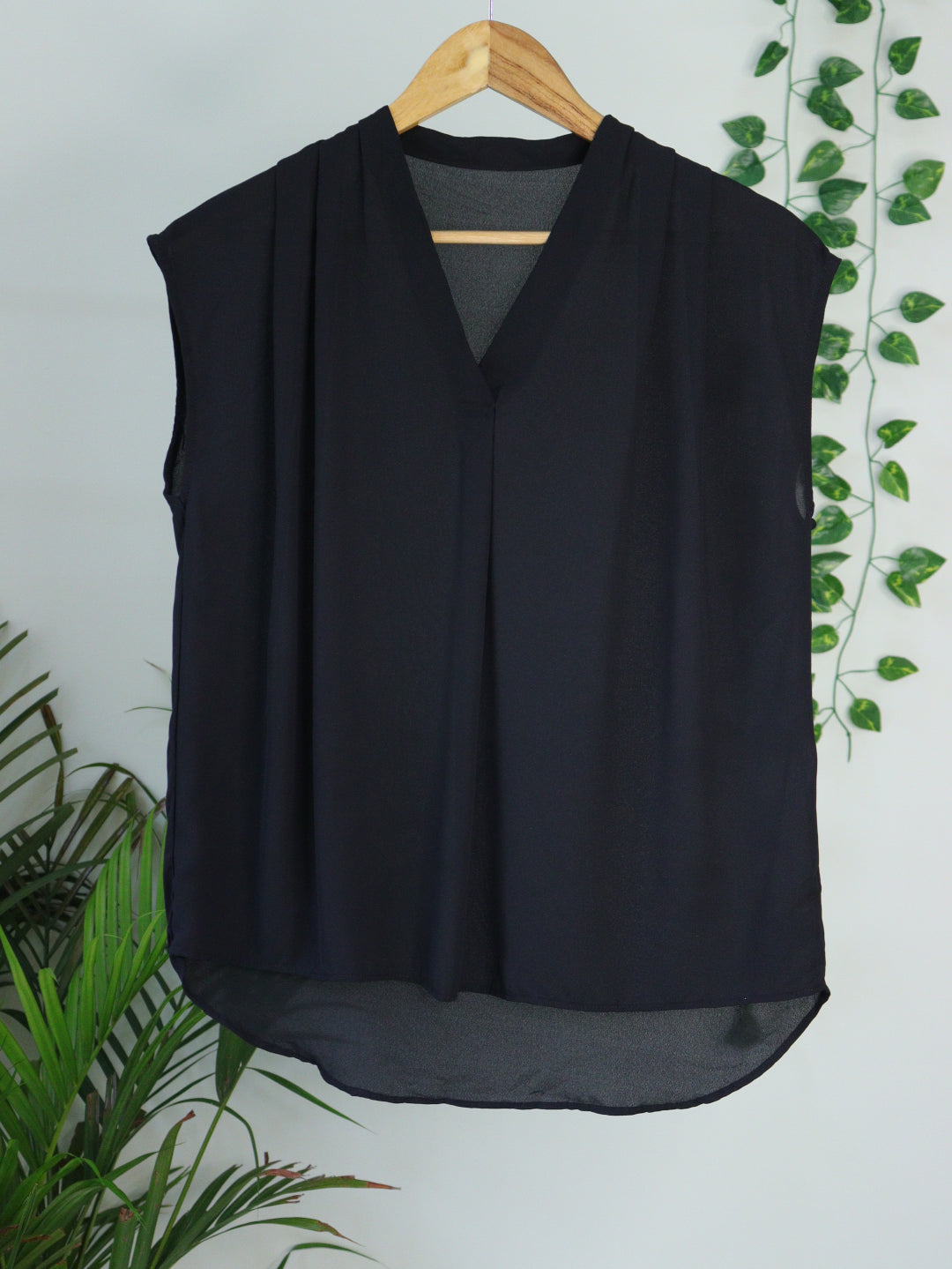 Black Top - 38"