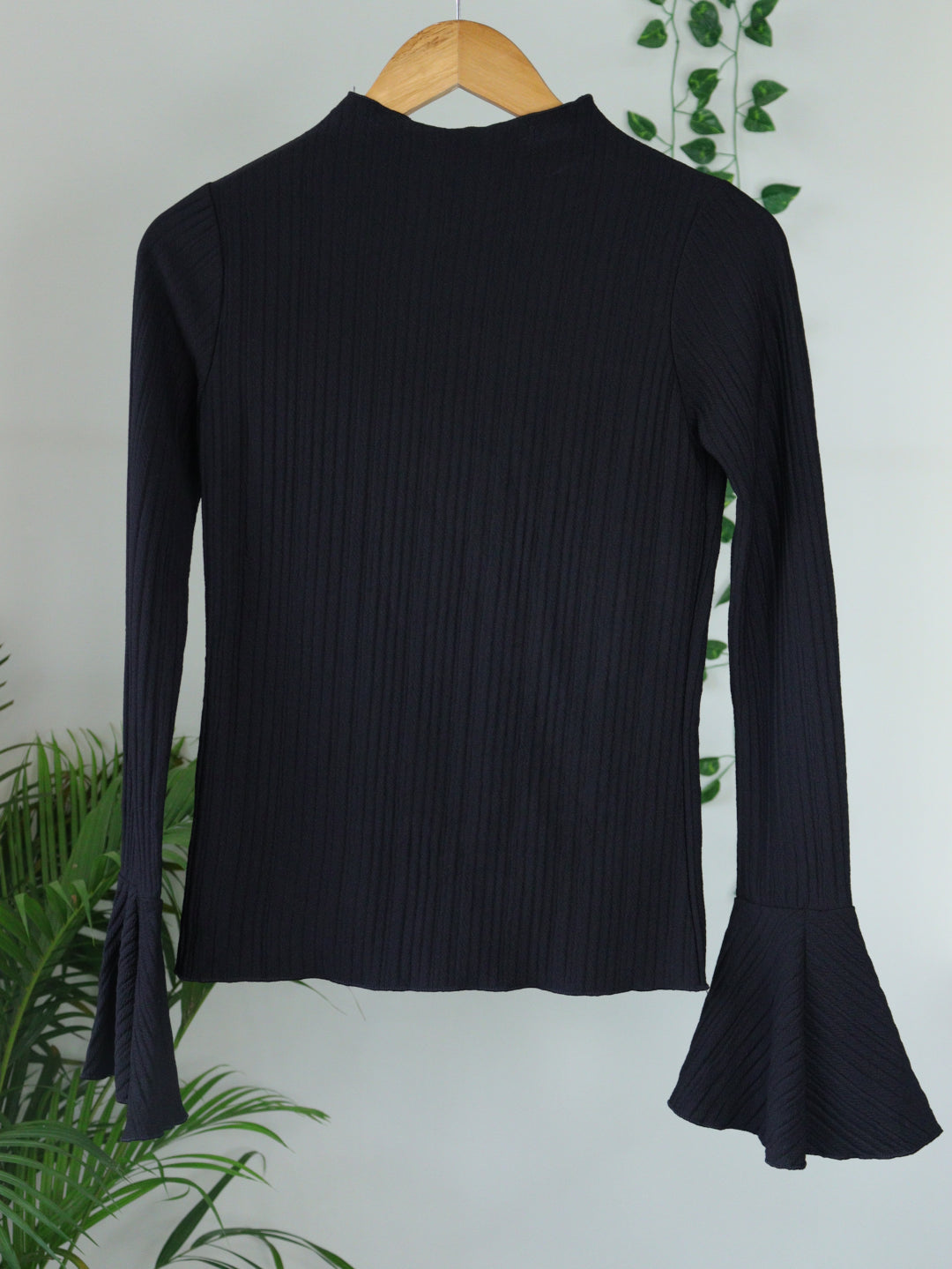 Black Top - 34"