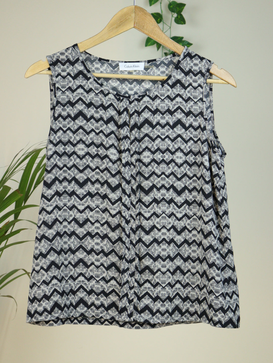 Calvin Klein Top - 38"
