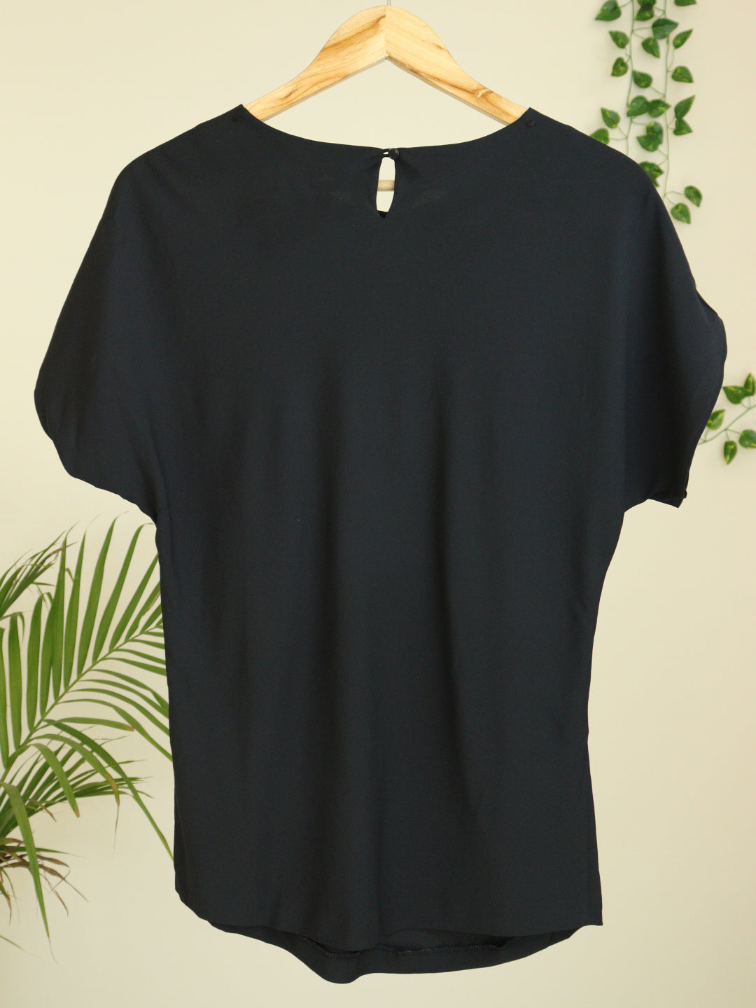 Black Top - 38"