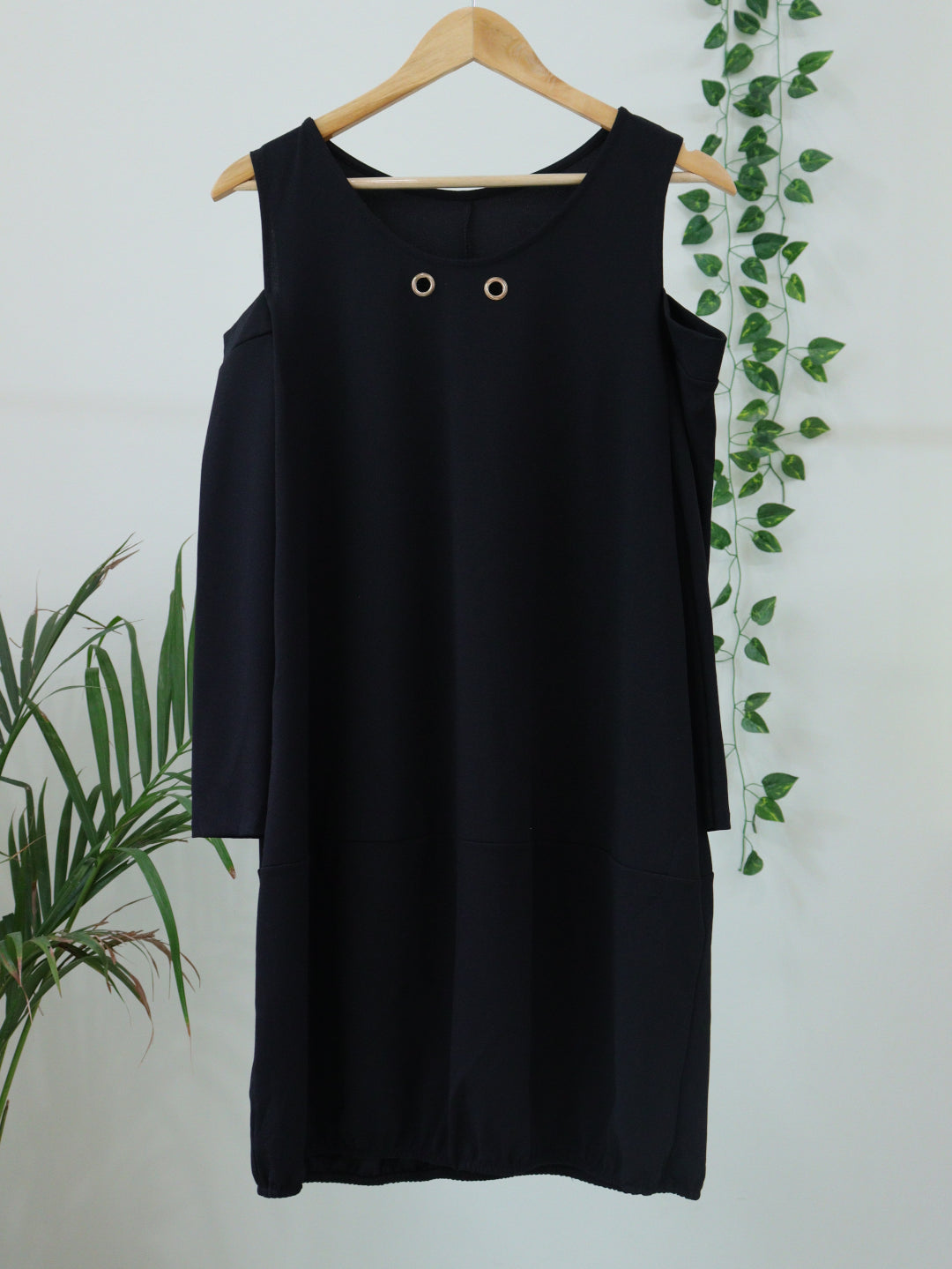Black Long Top - 38"